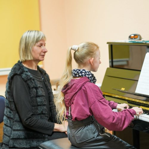 (105) 2. Maria Gałeczka - klasa fortepianu
